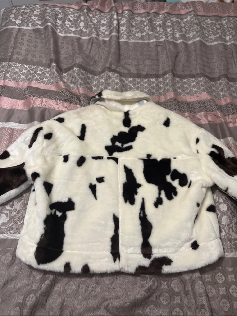 Ashley By 26 International Cream & Brown Faux Fur Cow-Print Teddy Jacket - Picture 3 of 3